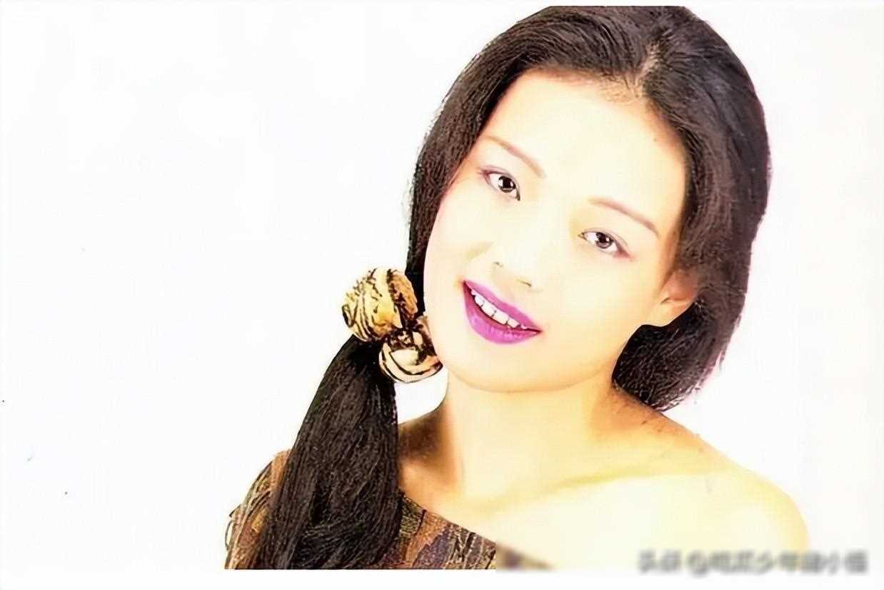 冯德伦晒旧照为爱妻庆生,舒淇评论区放狠话,回应网友祝福