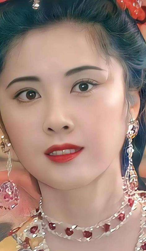 女儿国国王朱琳:33岁出演让唐僧动了凡心,为何会说假戏真做呢?