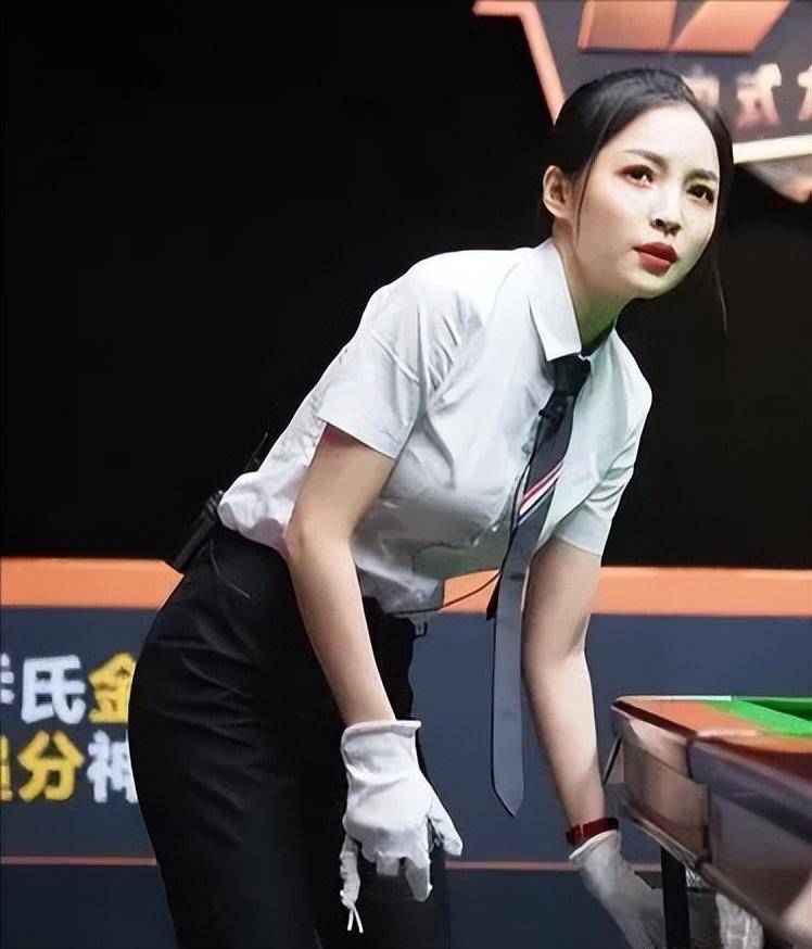 而时间长了也让王钟瑶意识到,裁判也不是那么好当的.