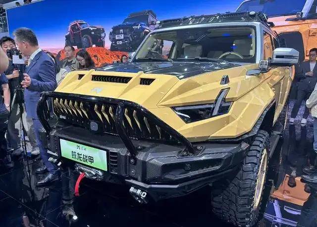 东风猛士发布3款新车 全地形m-hunter越野概念车 预售价368万起