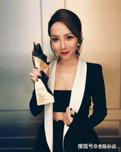 邓紫棋,这身材谁能顶得住嘛!