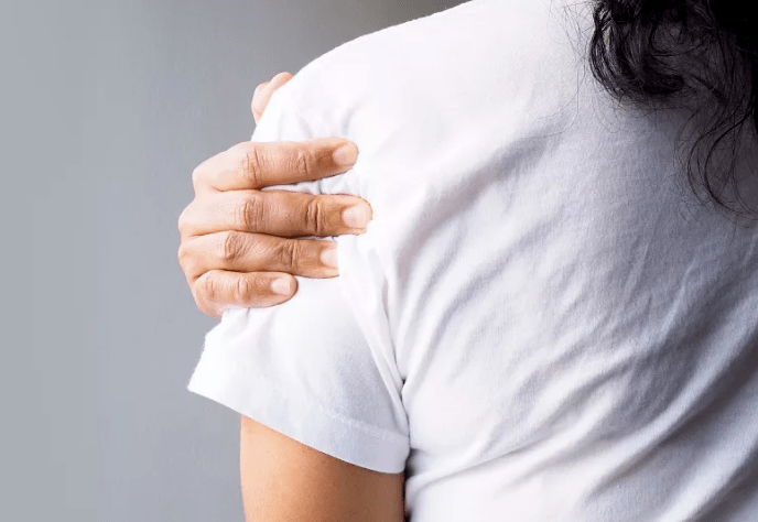 如果您经历手臂关节疼痛,建议咨询医生进行评估和诊断.