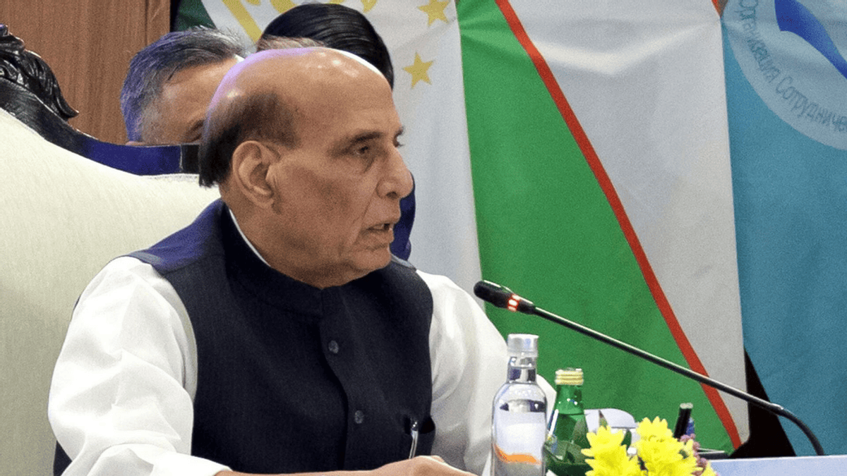 很明显,印度防长辛格没有在上合组织防长会议上"露脸",并不是因为真