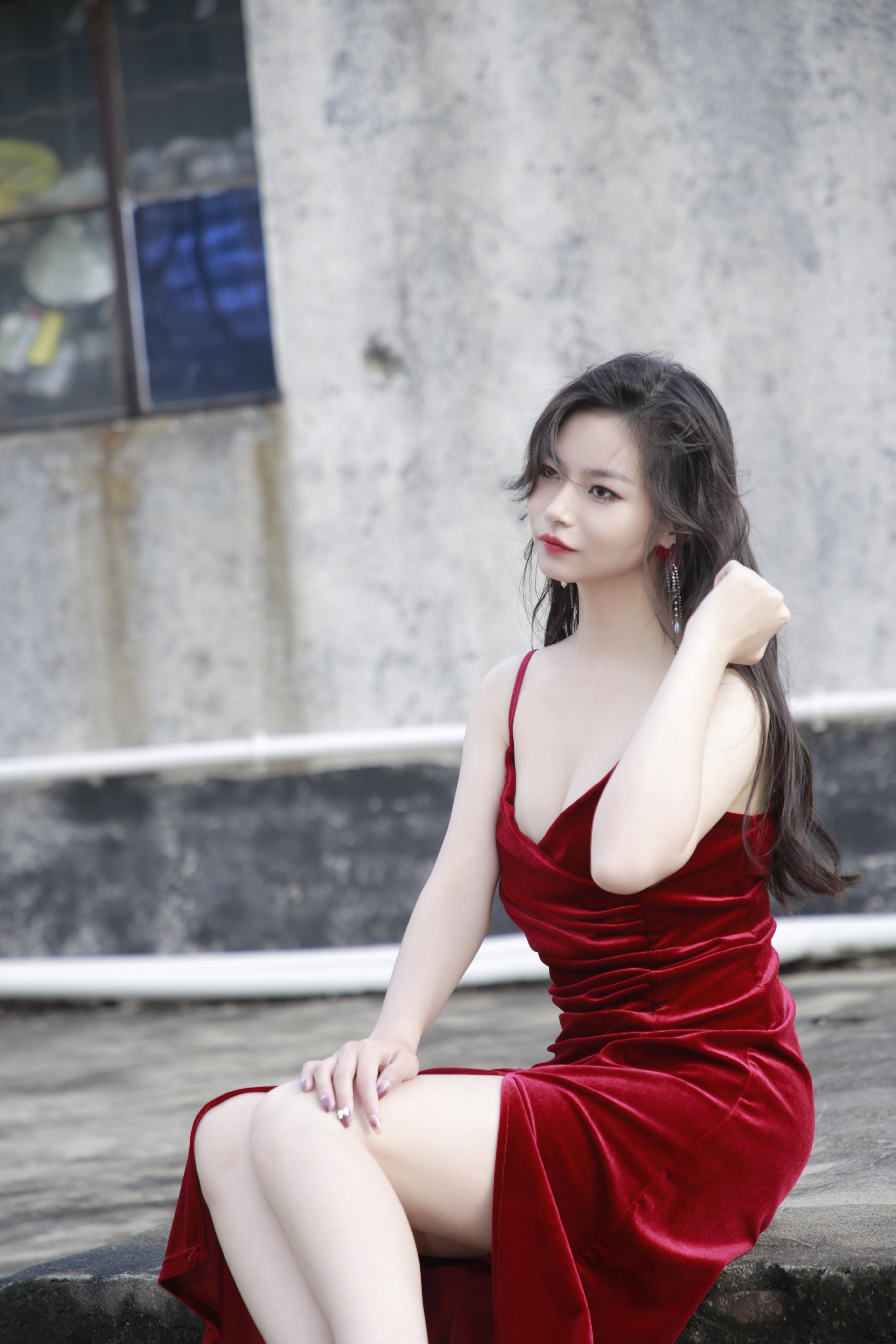 美丽不止于颜,女模特黄新喜诠释内外兼修!