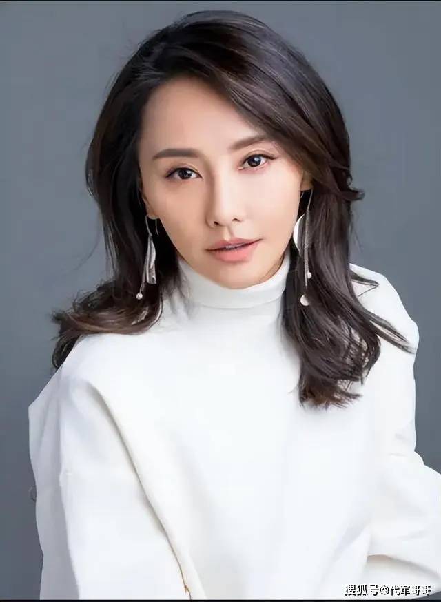 6位因忘记"拉窗帘",口碑一落千丈的明星,谁最让人意外?