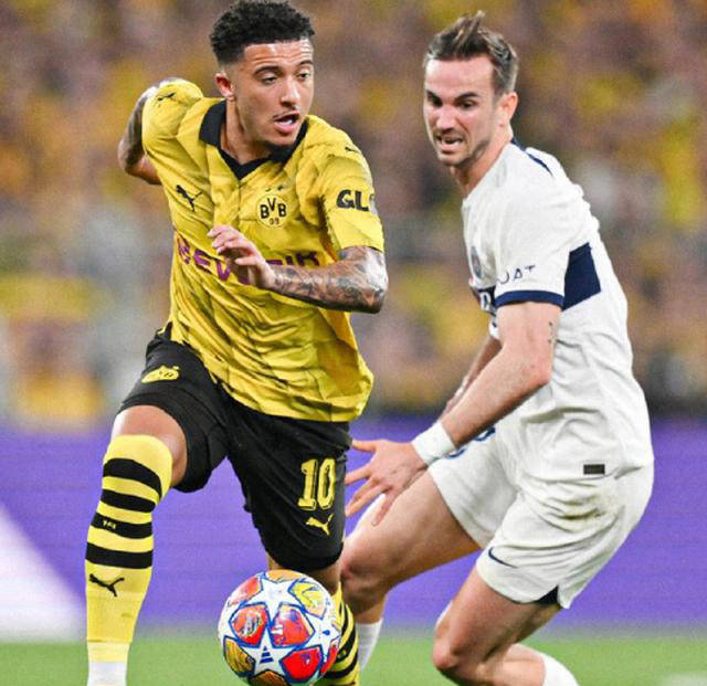 桑乔的绝佳表现改写多特蒙德命运!12次过人创历史,勾起曼联惋惜