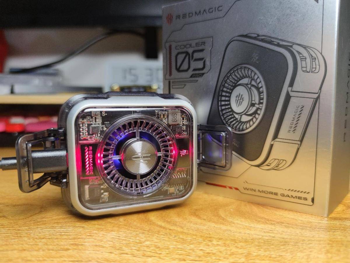 红魔液冷散热器5Pro：电竞神器的冷酷进化