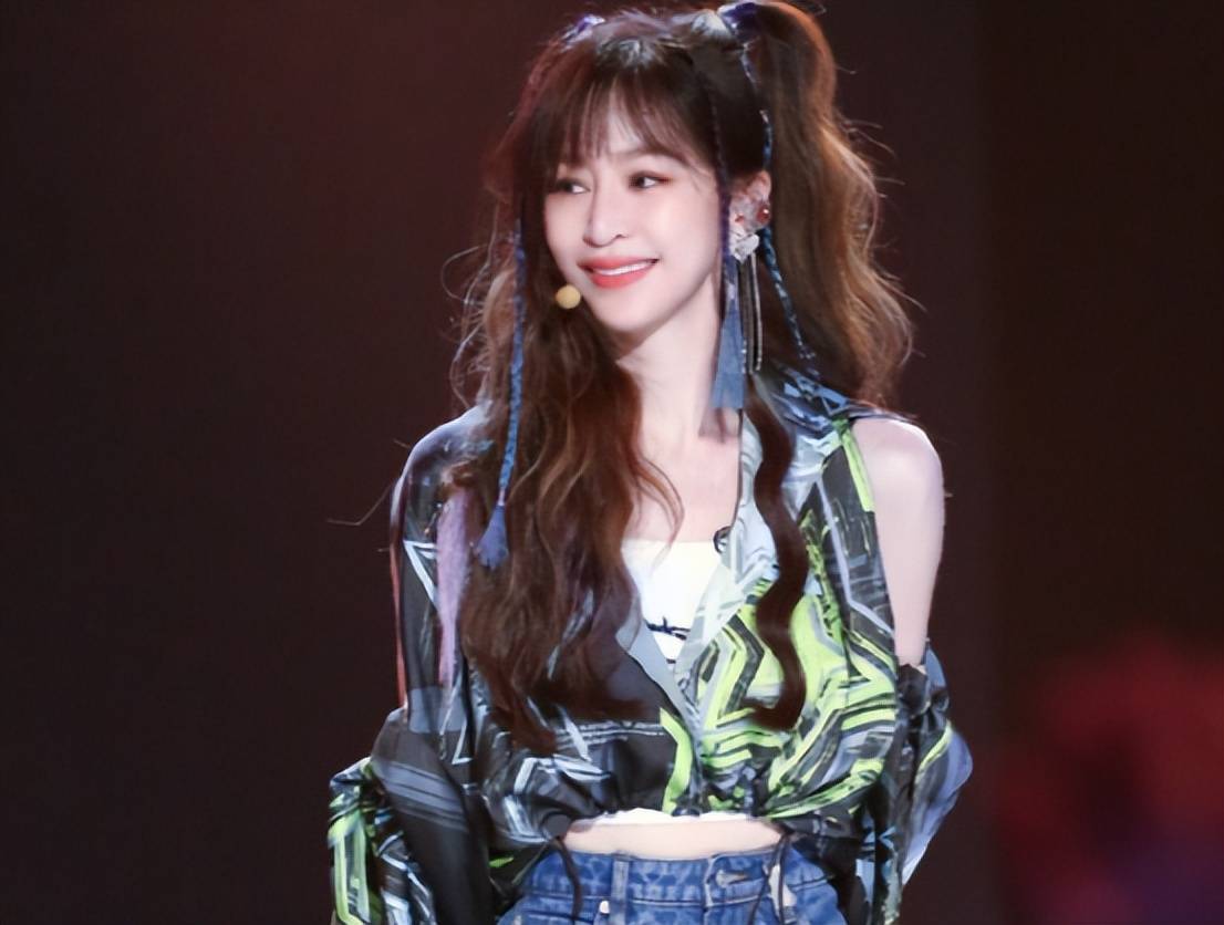 30岁给林心如当妈,凭"雪姨"一战成名,今53岁活的像30岁