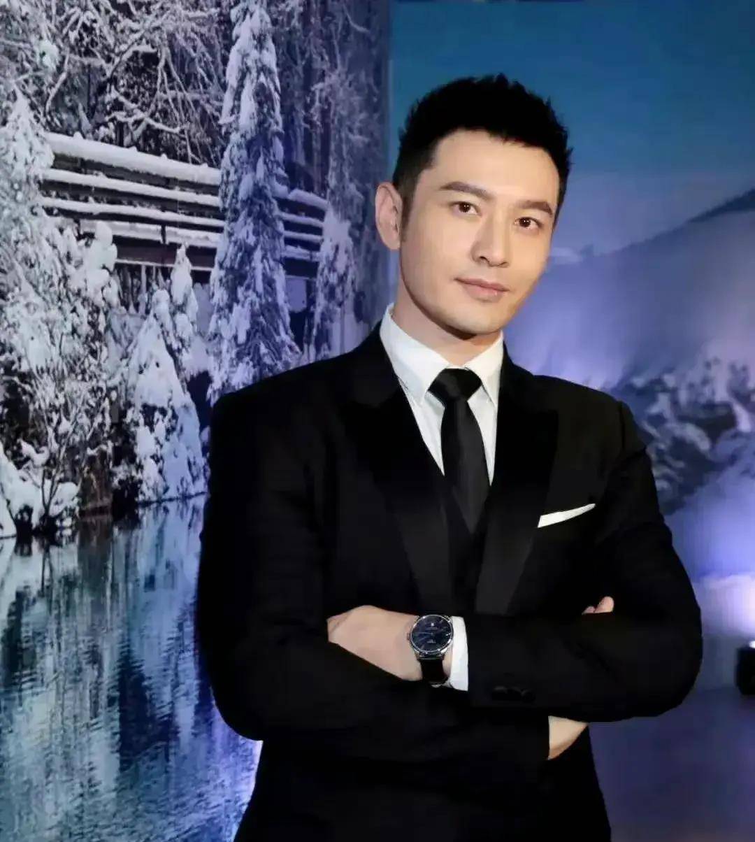 刚刚!叶珂霸气发文怼网友,公开澄清与黄晓明的关系!