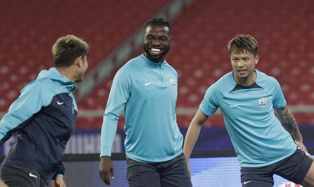 中超第10轮战报:上海双雄傲视群雄,山东泰山冲刺中下游