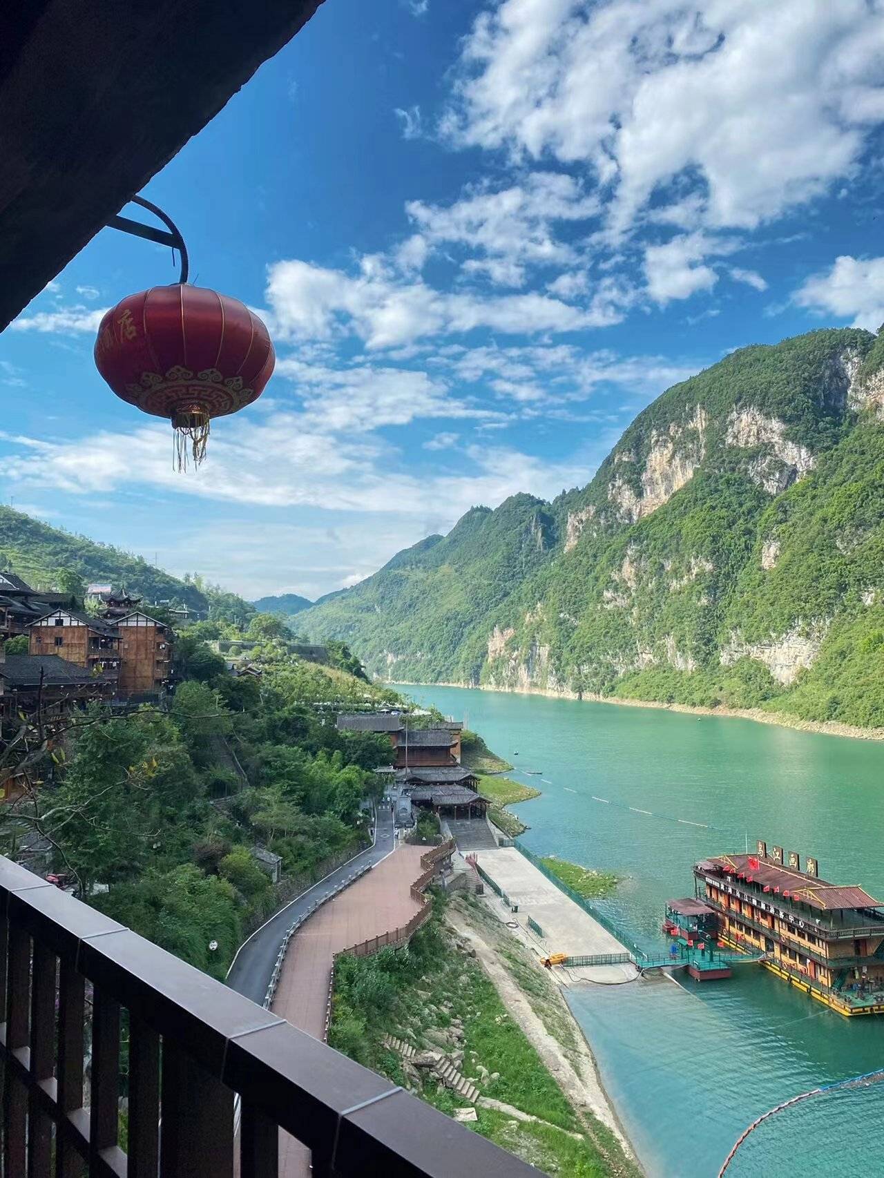 去重庆玩一趟价格大概多少,重庆旅游怎么做攻略?旅游达人分享篇