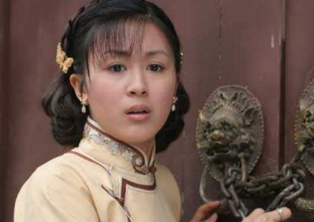 而让徐竹青惊讶的是,孩子们一声声地称呼着徐兰森妈,与她却生分了不少