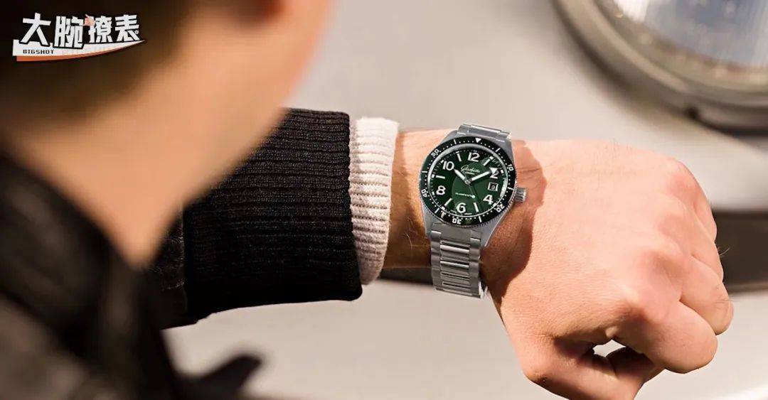 预备,抢!格拉苏蒂原创议员卓越大日历月相腕表线上独家限量版体验评测