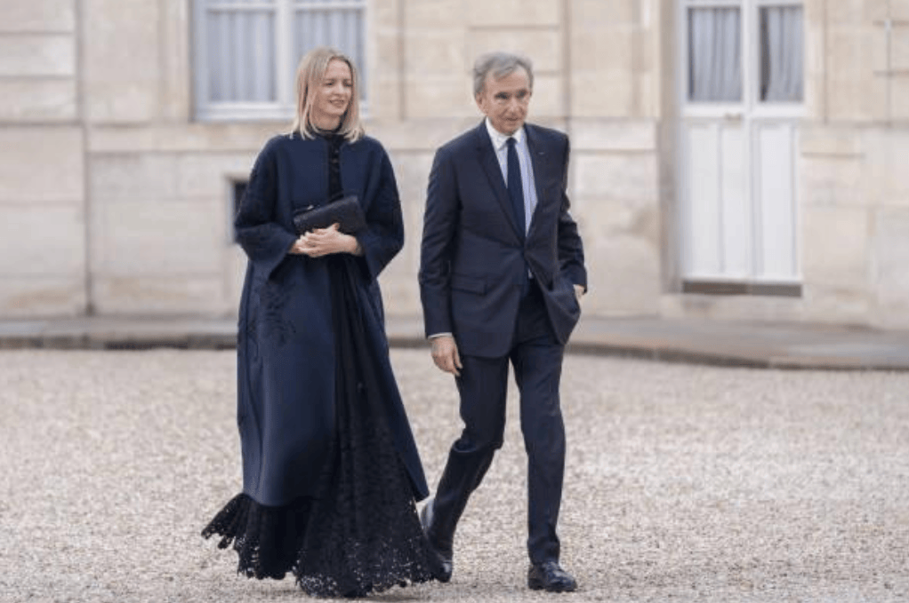 名人名流亮相爱丽舍宫!lv大小姐气质卓绝,郎朗妈妈尽显端庄之美