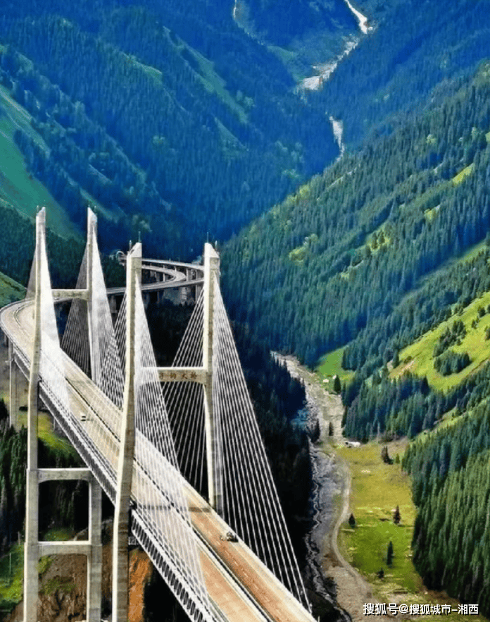 新疆果子沟好玩吗?新疆果子沟旅游攻略推荐,看完不后悔