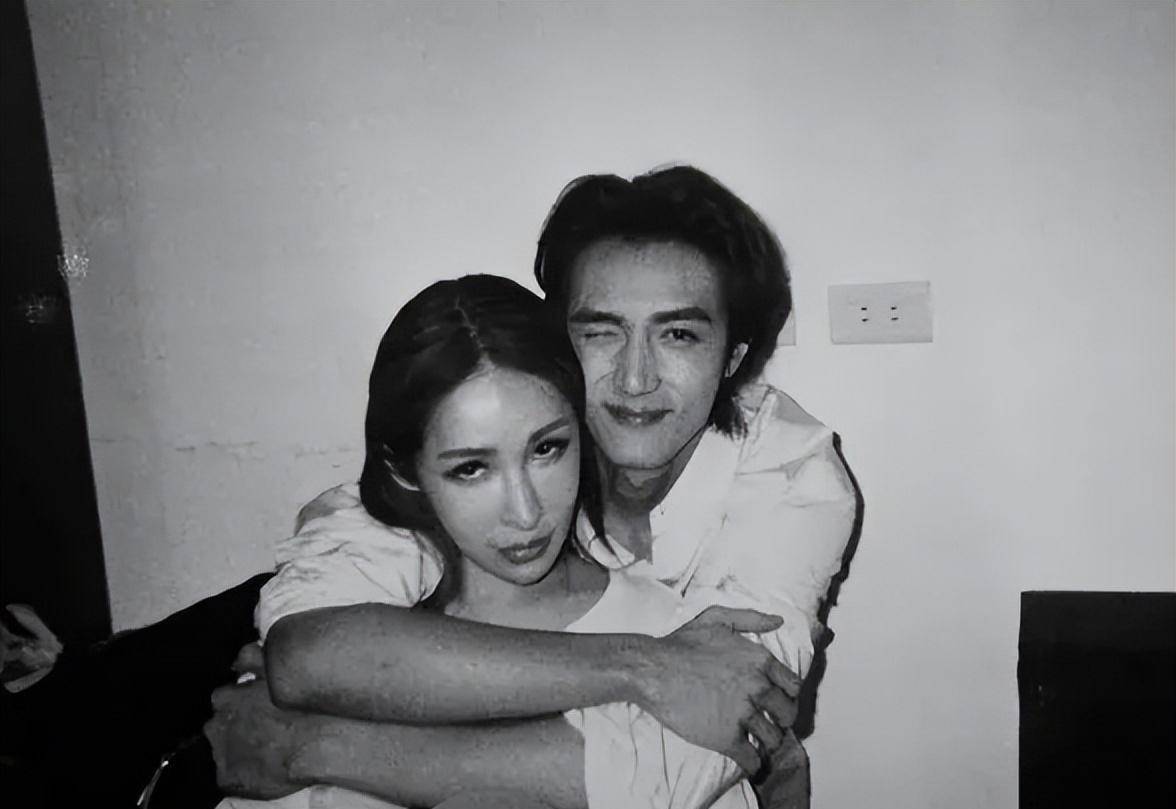 五,陈妍希陈妍希的清纯形象自出道以来就深入人心.