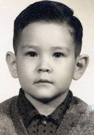 邓在军年轻时的照片图片