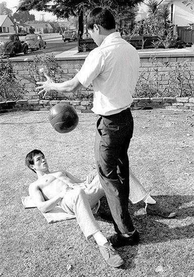 盘点李小龙创造的9大世界纪录 至今无人能破