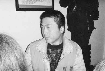 2009年,为给尿毒症妻子透析,河南农民抢劫2万,法院:判3缓5