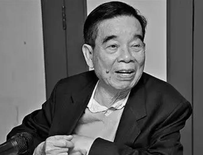 香港富豪郑志刚:36岁接手家业,花近300亿盖三栋大楼,只租不卖