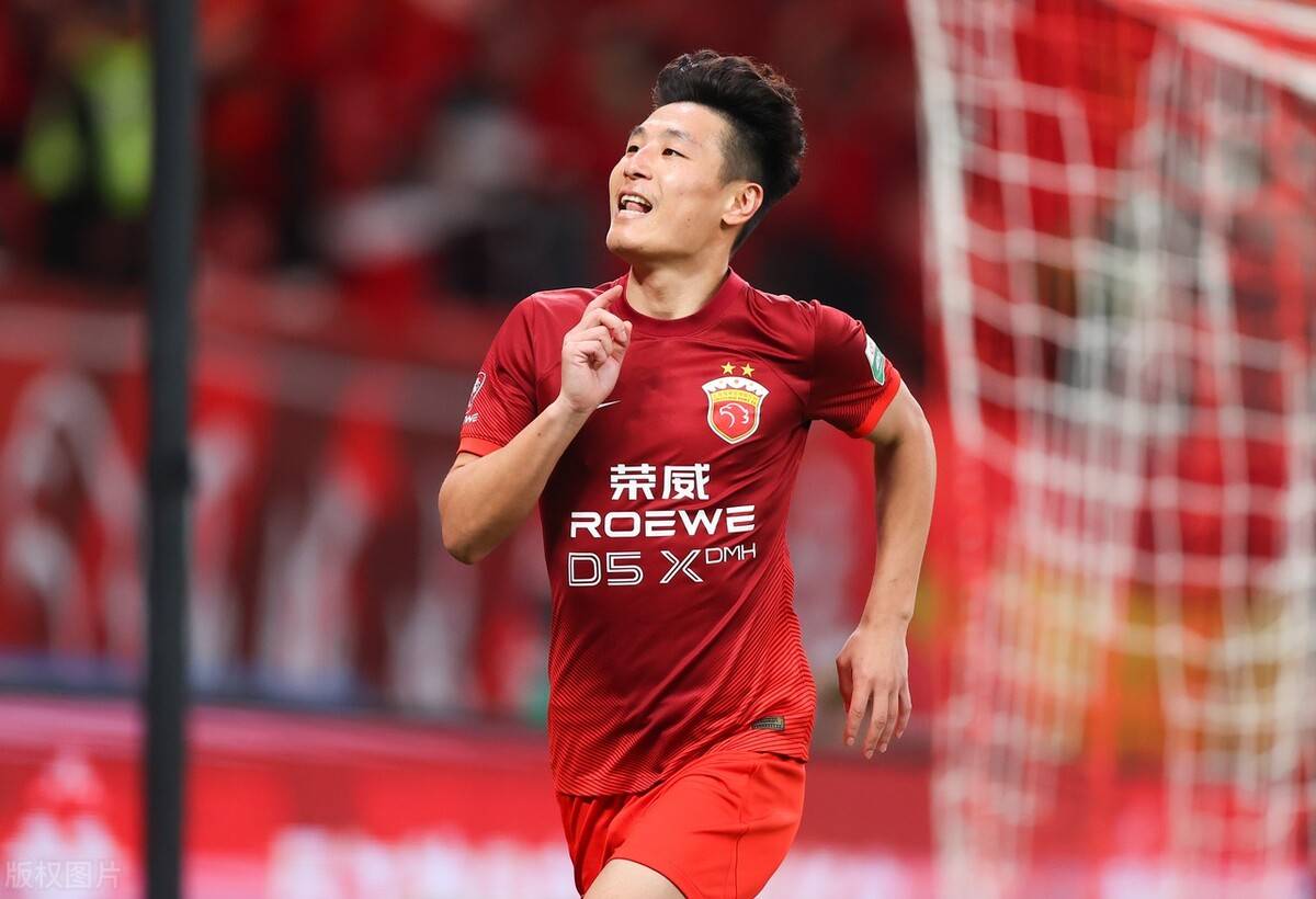 5,魏震5.9,李帅7.3,茹萨6.9,莱奥7.1,武磊9.4,奥斯卡8.1,巴尔加斯8