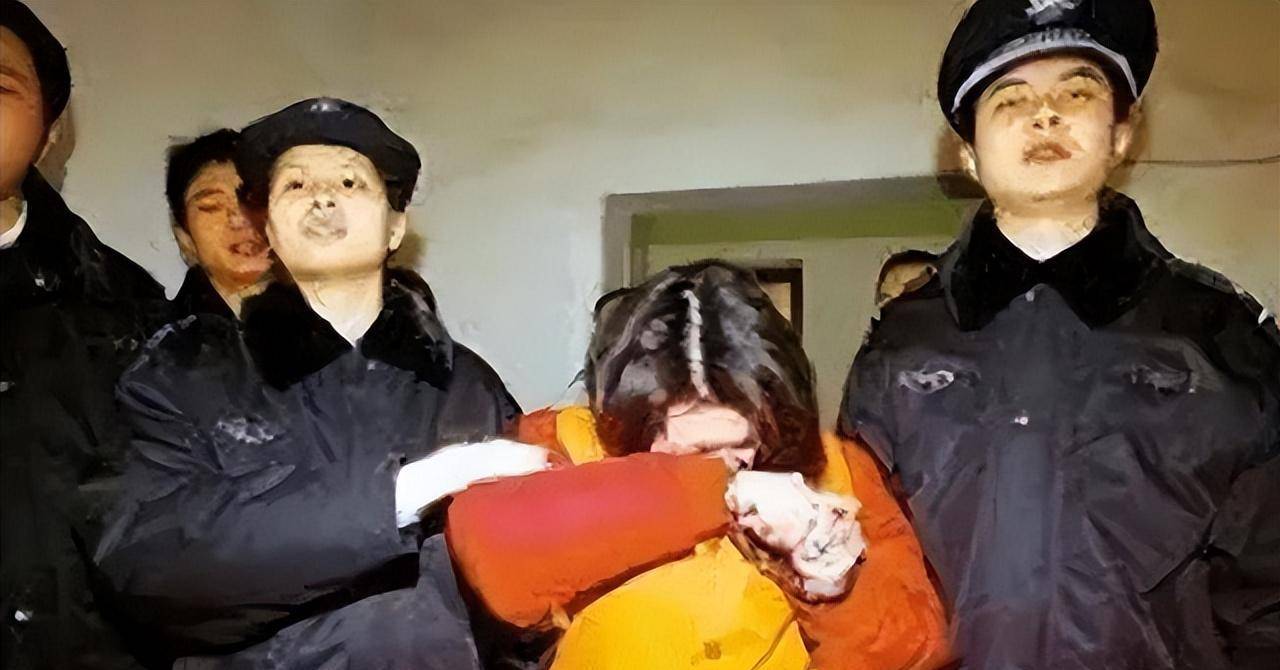 那日,刘祖芬偷偷在汪显东的水中下入了安眠药,然后用枕头活活捂死了他