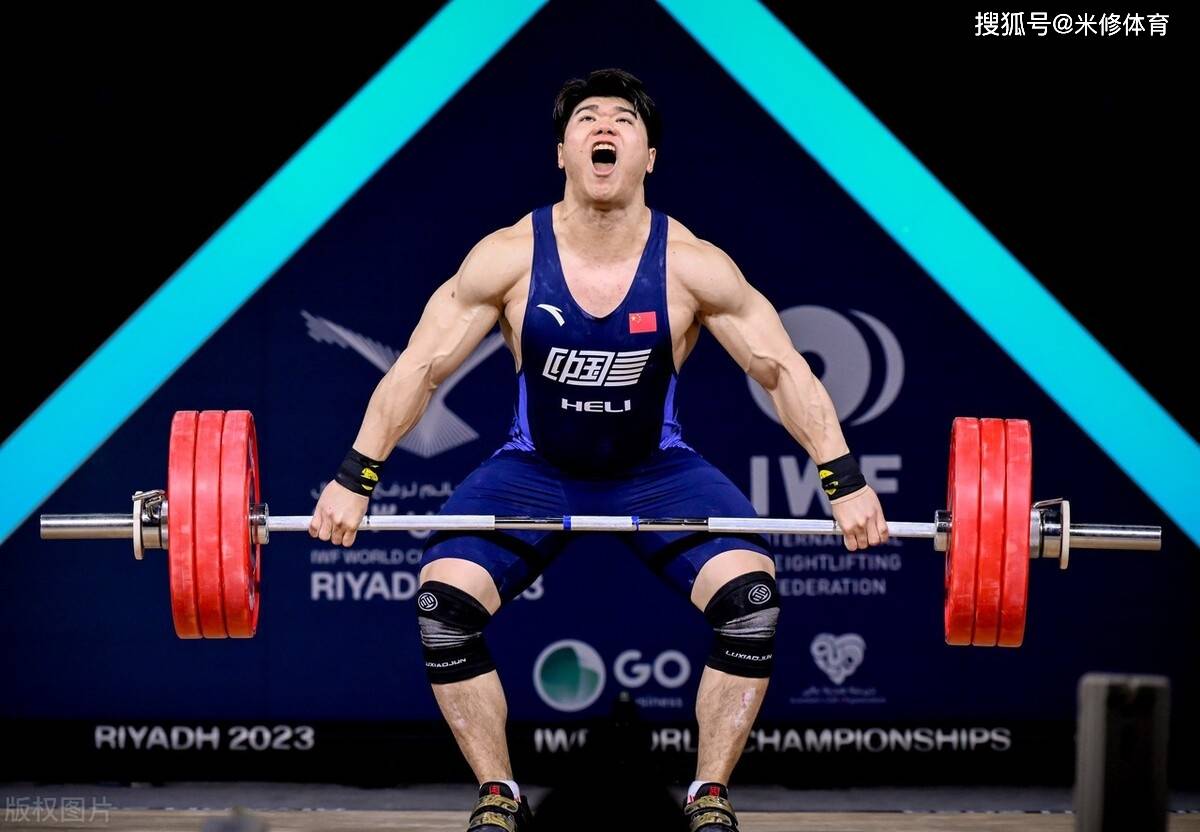 中国举重队巴黎奥运名单公布:四大奥运冠军领衔 石智勇力压李大银