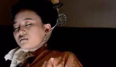 清朝民间第一美女自缢图片