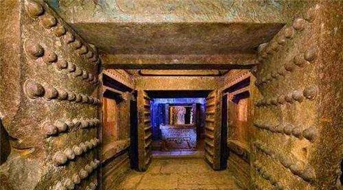 网友:老祖宗聪明_石门_钥匙_石条