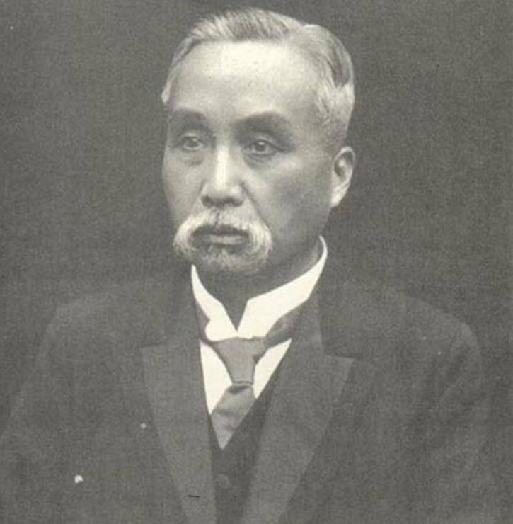 袁克文去世时,遗产仅剩20块无钱办丧,葬礼场面却比父亲的还盛大