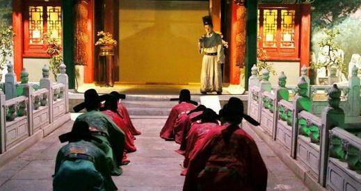 古代臣子们上朝