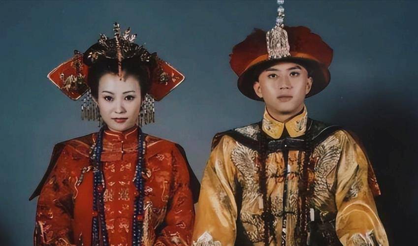 你看看他的生活状态,能活24岁已是奇迹_董鄂妃_皇帝_皇位