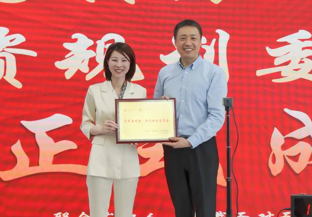 【小就是大·总裁面对面】聚势谋远,融创升级,如何以资源整合撬动企业