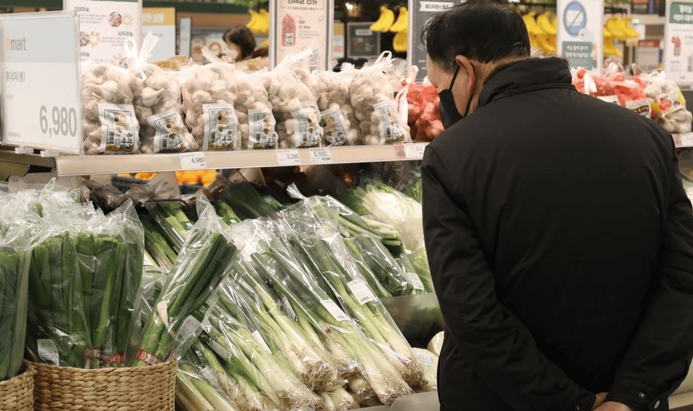 韩国农产品价格暴涨,"菜篮子"交给中国?