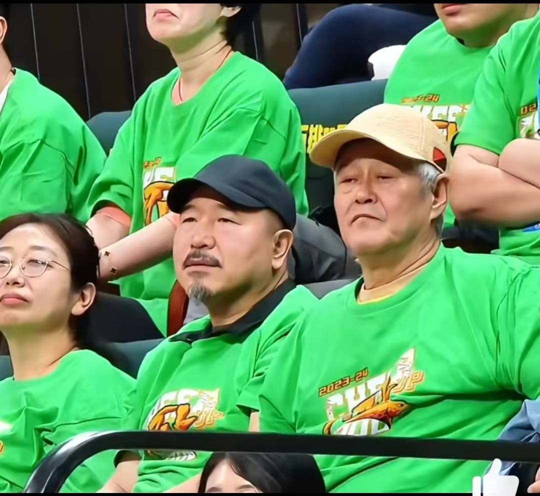 恭喜男篮,赵本山跨界上任,亮相辽宁新岗位,或成男篮助力