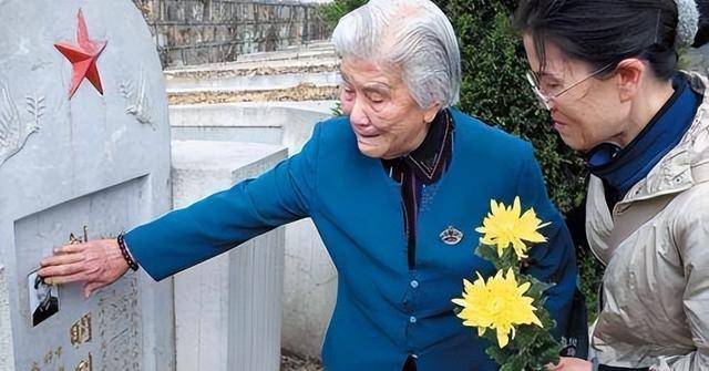 中,父亲送长子上战场,长子牺牲次子上,次子牺牲女婿上_儿子_刘明_前线