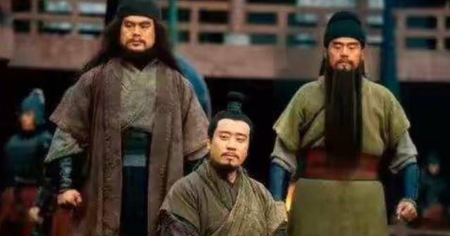 刘备手下将领众多,到底谁能守得住荆州?关羽张飞排名都在他之后