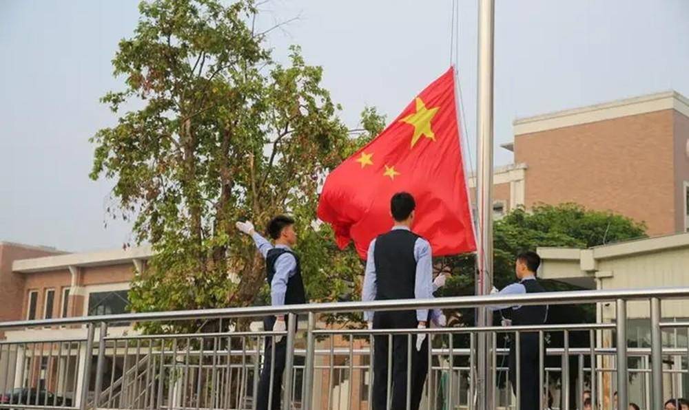 山东一高中生被判无期,15年后法院改判无罪,获得332万