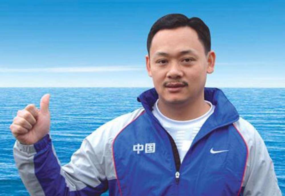 蝉联两届奥运冠军,退役后娶空姐当老婆,占旭刚如今成为体院院长