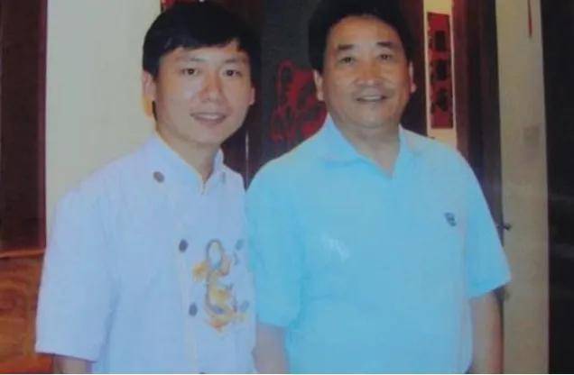 26年前,姜昆不顾妻子反对收养的6岁孤儿,如今成了他的骄傲