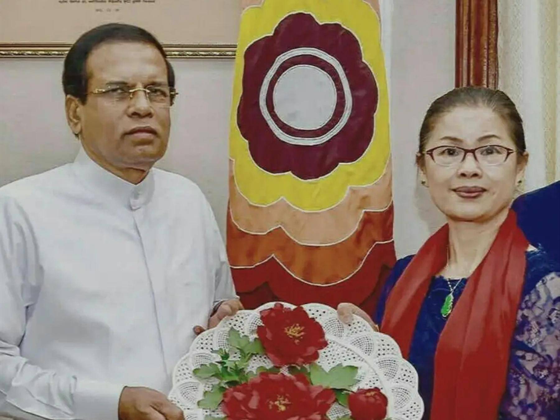 98年泉州女子被发现是海外公主,丈夫成驸马,回乡享受总统般待遇_许世