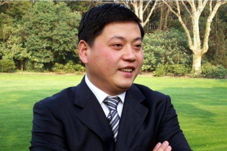 浙江首富38岁癌症去世,亿万家产留给17岁的儿子,财富大于健康?