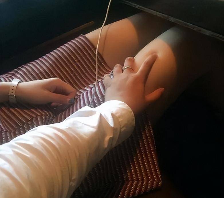 回顾女大学生去学车,被男教练突袭房间强行亲热,还发出不雅声