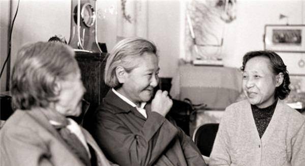 清末格格金志坚:活到2004年去世,临终前说了溥仪不敢说的话