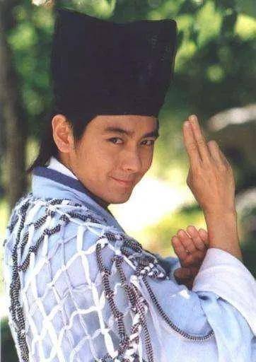 五,《天地传说之宝莲灯》角色介绍:美丽,勤劳,善良朴实;七仙女紫儿