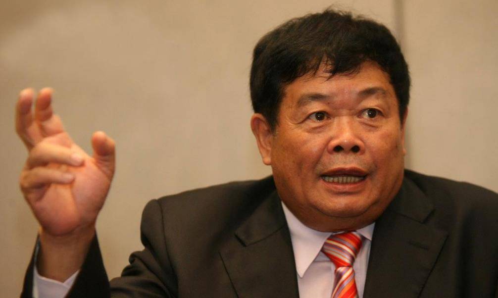 曹德旺:本是无学历无背景的少年,后捐款120亿成"中国首善"