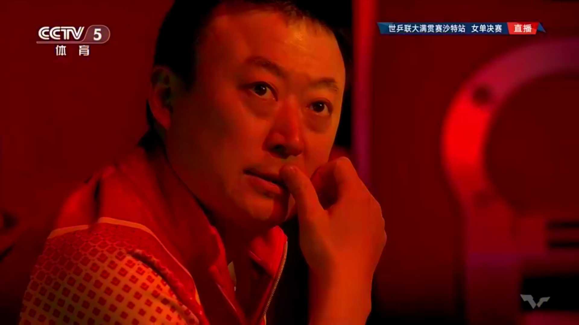 莎莎与大梦决赛,看台上马琳教练的眼神1下"亮"了