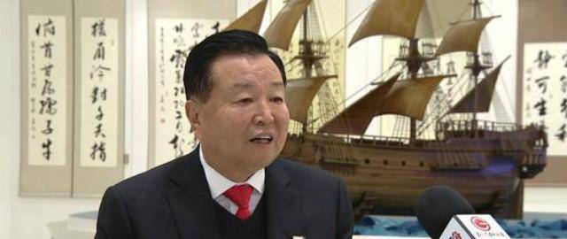 从放牛娃到百亿身家-"红牛教父"严彬的商业之路