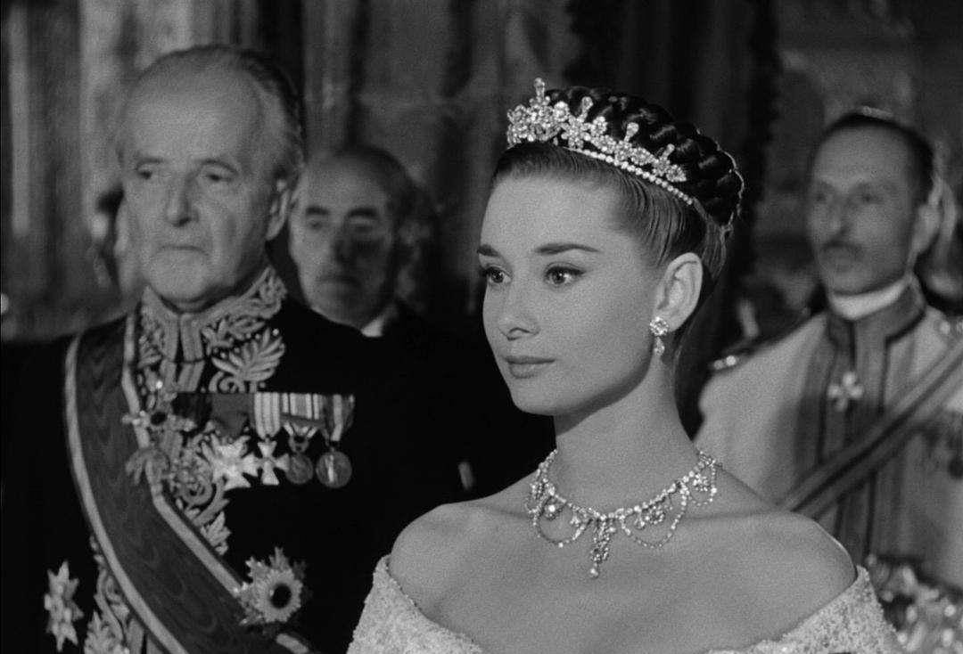 不管真相究竟如何,玛格丽特公主都成为了众矢之的.