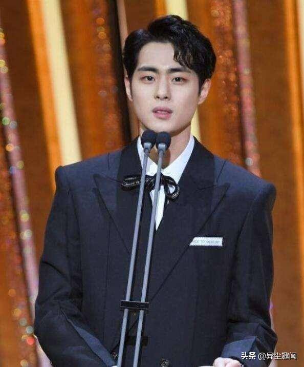 5,赵炳圭2020年凭着《虽然是精神病但没关系》「高文英」这一人生角色